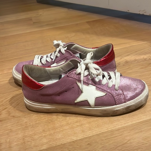 Golden Goose Shoes - Golden Goose Sneakers Size 37